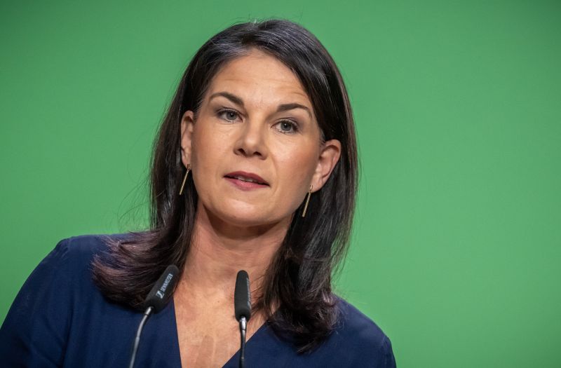  Аналена Бербок