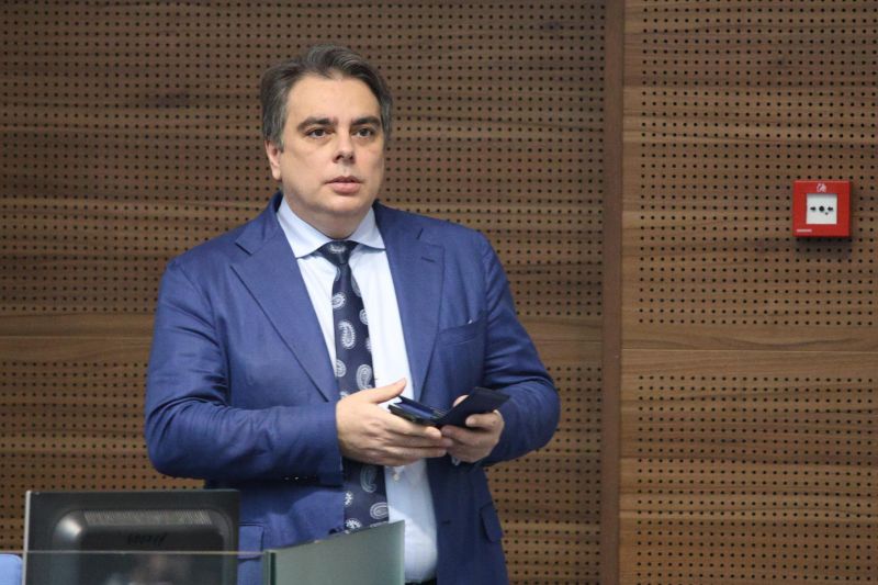 Асен Васиелв