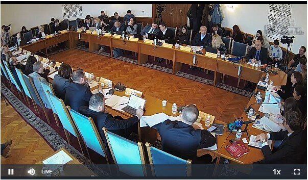 Комисия по конституционни и правни въпроси 