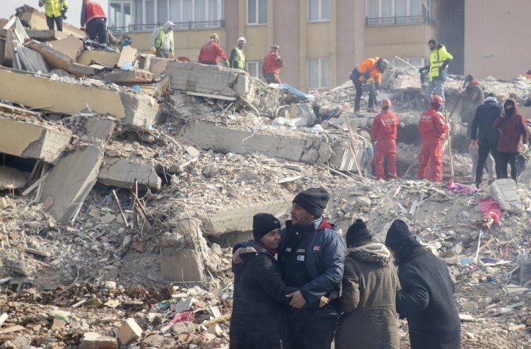 Днес се навършват две години откакто Турция беше разтърсена от най-опустошителните земетресения с магнитуд 7,7 и 7,6 по Рихтер с епицентър Кахраманмараш.