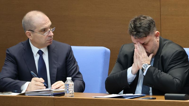 Гроздан Караджов