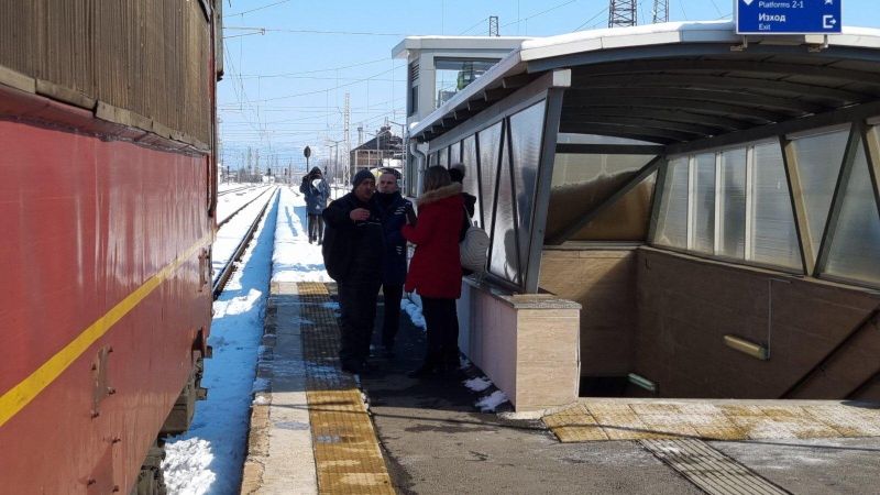 Гара Карнобат