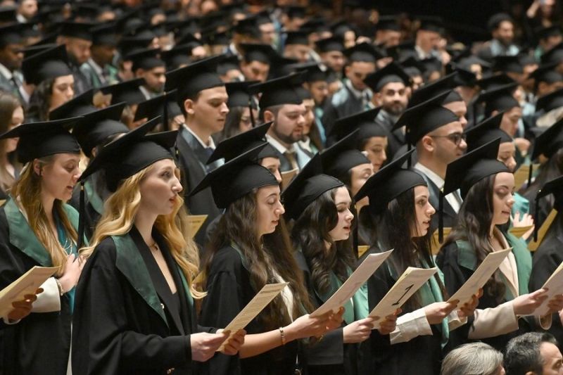 дипломанти