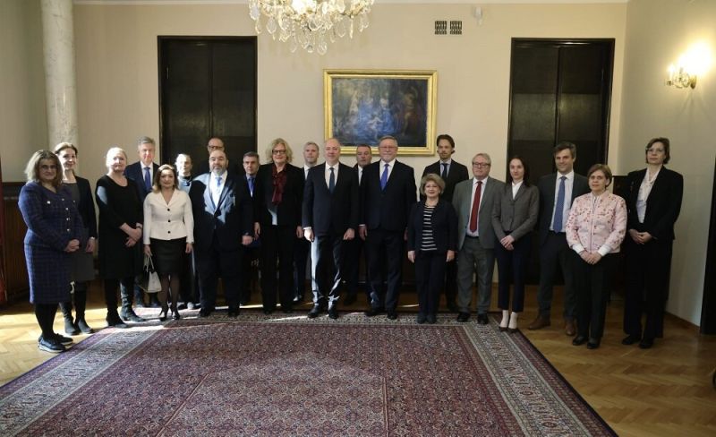 Желязков с посланиците от ЕС