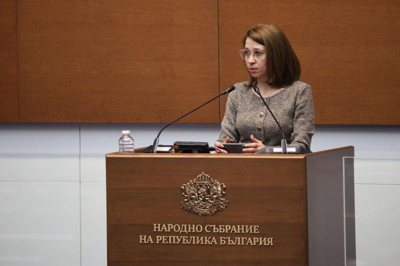 Искра Михайлова