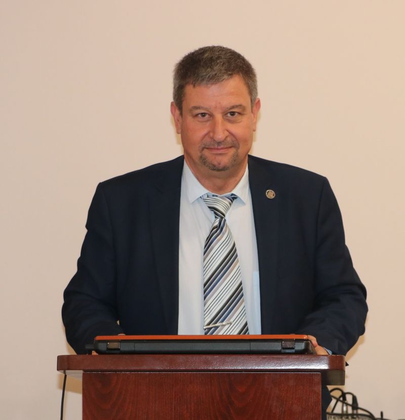 Юлиян Петров, председател на Синдикат 