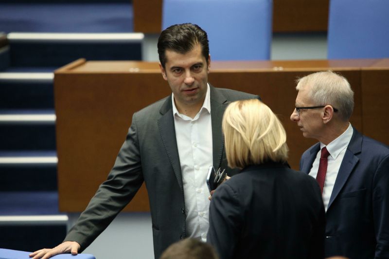 Кирил Петков