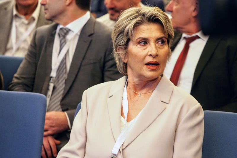 Весела Лечева