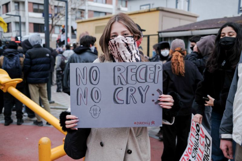 Протестиращ. 