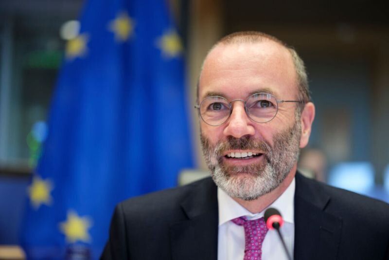 Манфред Вебер