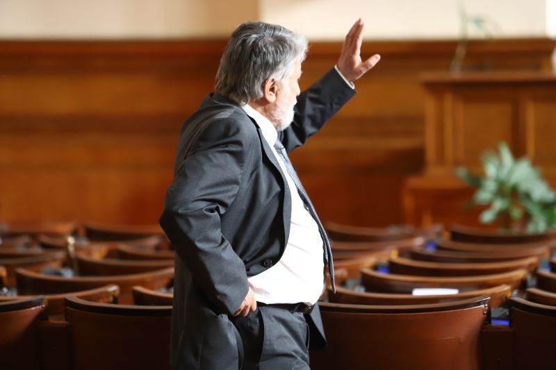 Вежди Рашидов