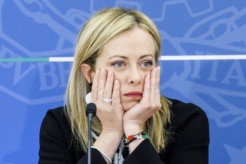 Италианският премиер Джорджа Мелони по време на пресконференция в 