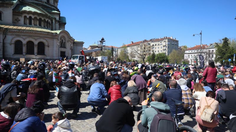 Смъртта на малката Сияна предизвика истинска вълна от възмущение, която не стихва