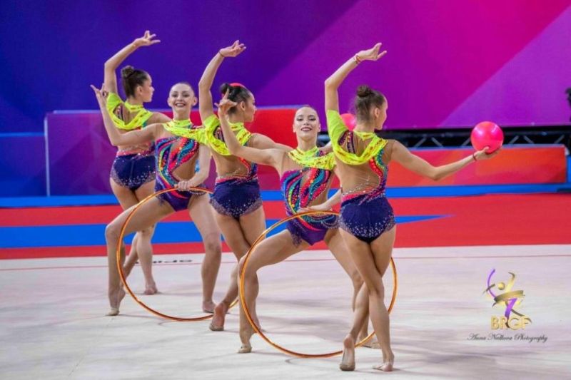 Ансамбълът ни по художествена гимнастика победи Китай и взе златото в Азербейджан