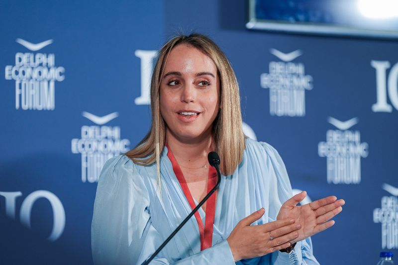 Дженифър Мотълс на Делфийския форум