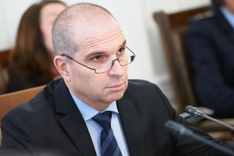 Гроздан Караджов