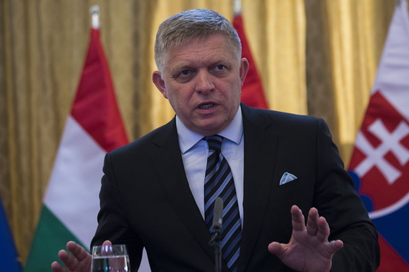 Роберт Фицо