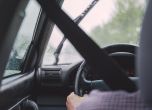 автомобил