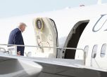 Президентът на САЩ Доналд Тръмп се качва на борда на "Еър Форс 1".