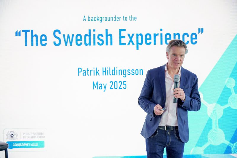 Патрик Хилдингсон, Директор „Комуникации“ за категорията орални продукти