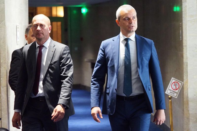 Костадин Костадинов