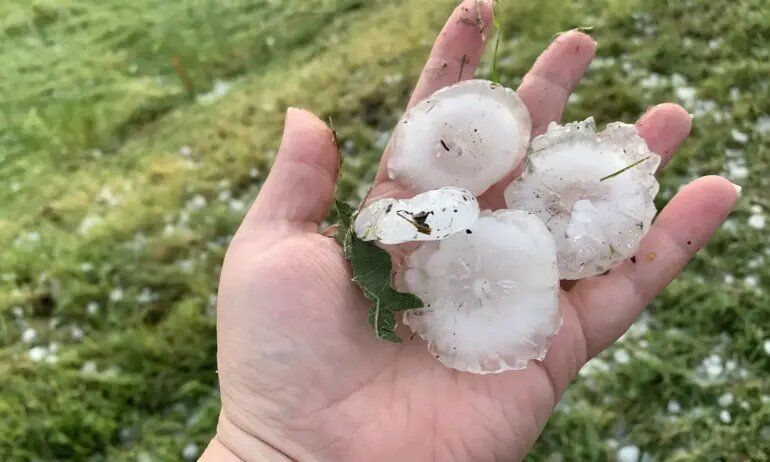Ямболските села пострадаха от градушката