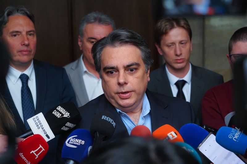 Асен Василев