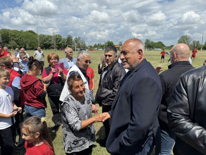 Бойко Борисов в село Звънарци