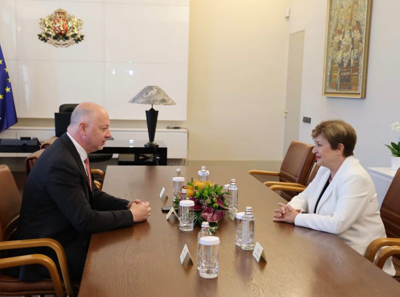 Премиерът Росен Желязков се срещна с управляващия директор на МВФ Кристалина Георгиева.