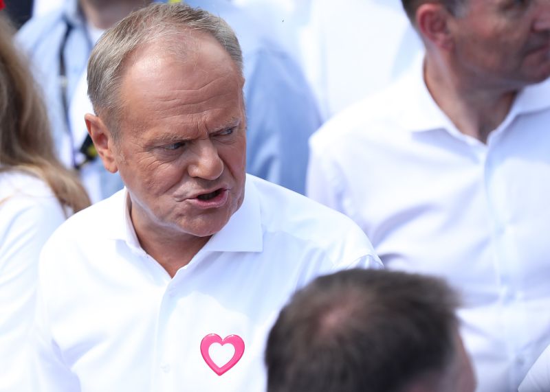 Доналд Туск, Полша