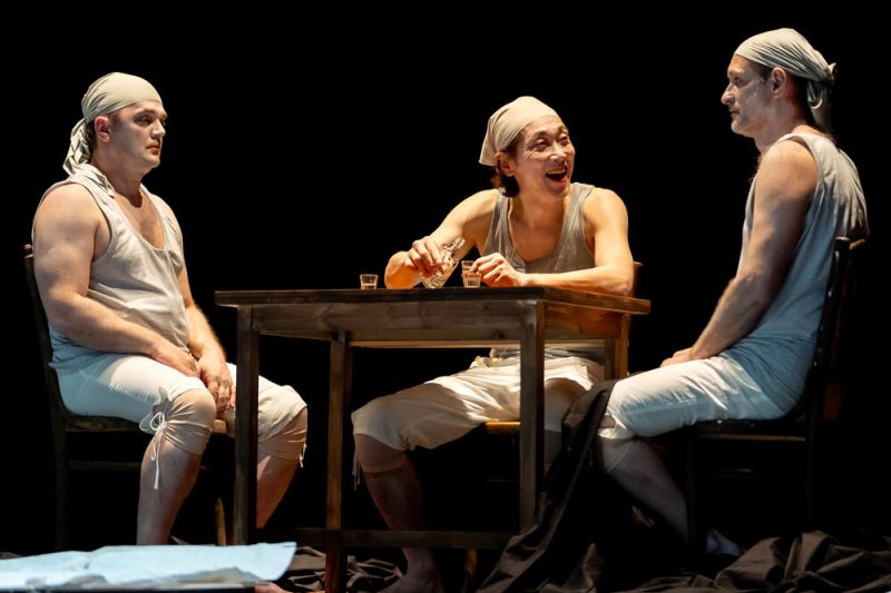 ''Йона'' на Силвиу Пуркарете, снимка – Народен театър/Александру Кондураче