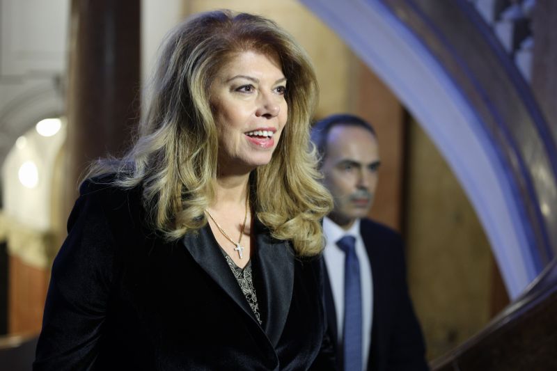 Илияна Йотова