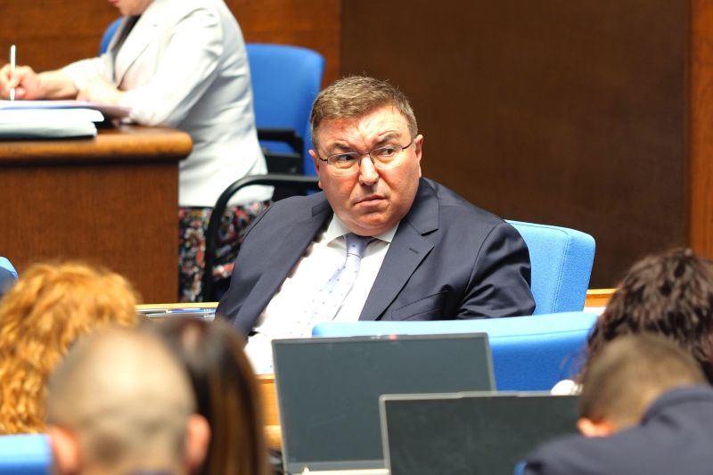 Костадин Ангелов