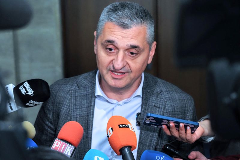 Кирил Добрев