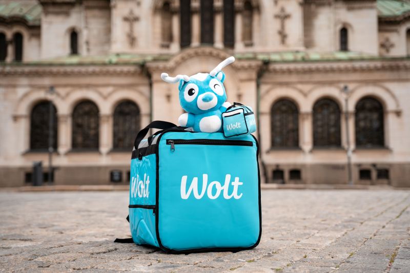 Wolt стартира в София.