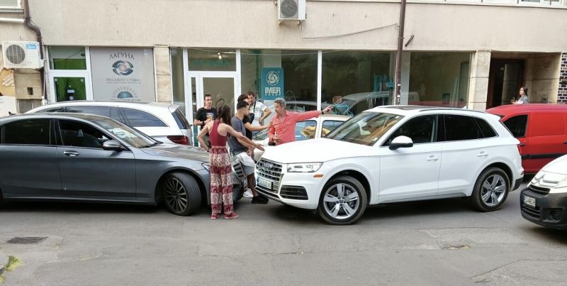 Свада блокира столична улица