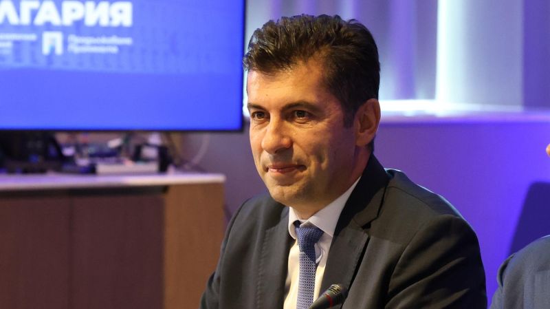 Кирил Петков