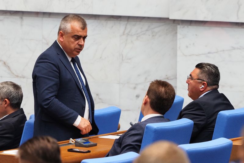 Хайри Садъков в пленарната зала