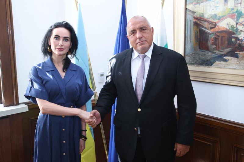 Олеся Илашчук и Бойко Борисов в парламента