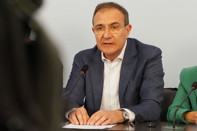 Министър Борислав Гуцанов