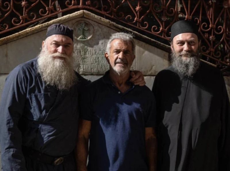 Мел Гибсън е в Света гора, архимандрит Никанор иронизира посещението