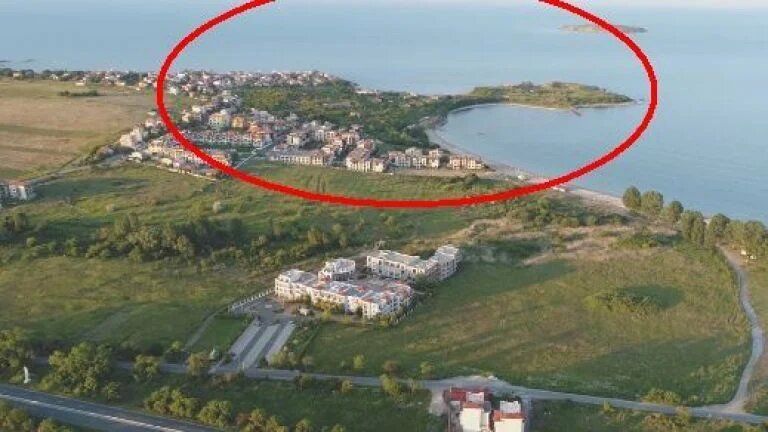 Нос Червенка в Черноморец