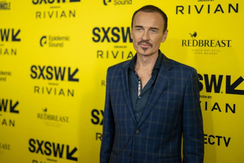 Джулиан Макмеън