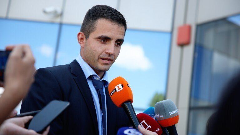 Говорителят на СРП Николай Николаев.