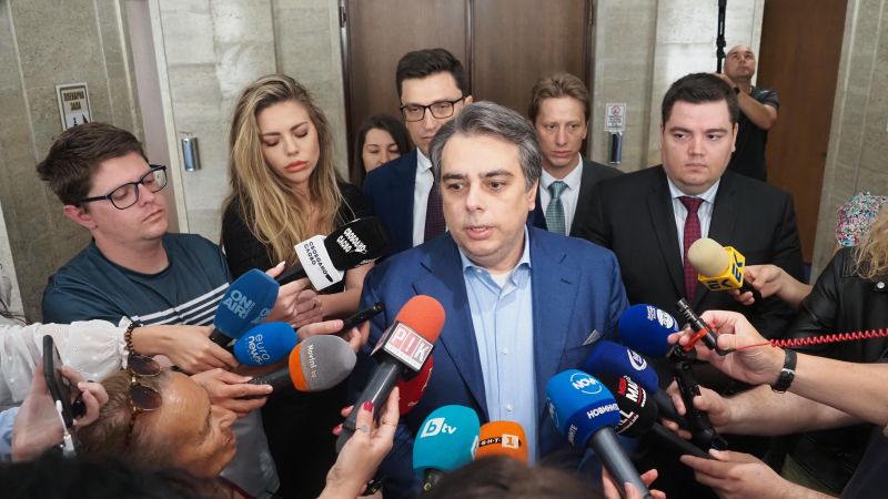 Асен Василев