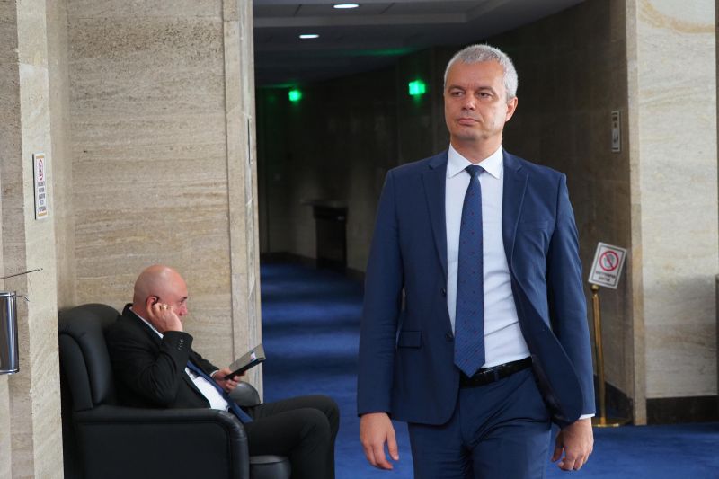 Костадин Костадинов