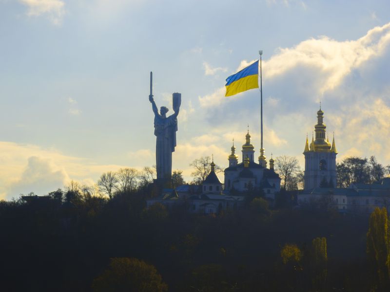 Симовлите на Украйна