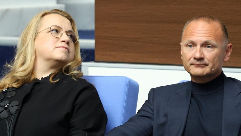 Деница Златева и Росен Христов в парламента на изслушване за договора с 