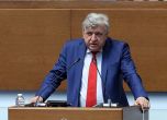 Манол Генов от БСП, министър на околната среда и водите, в пленарната зала