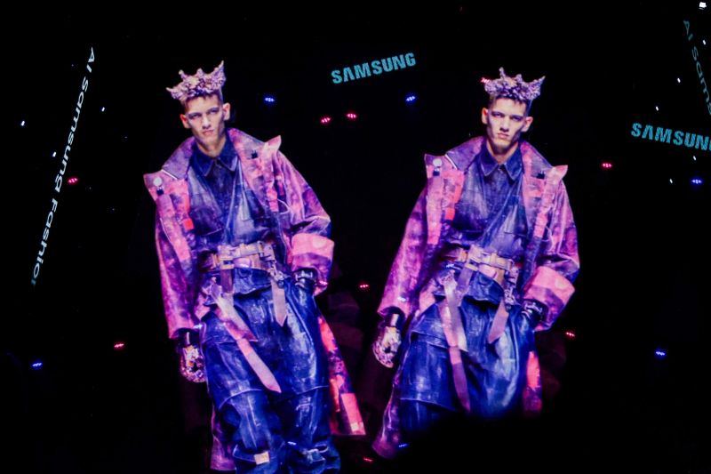 Samsung с първото по рода си AI генерирано модно шоу в България